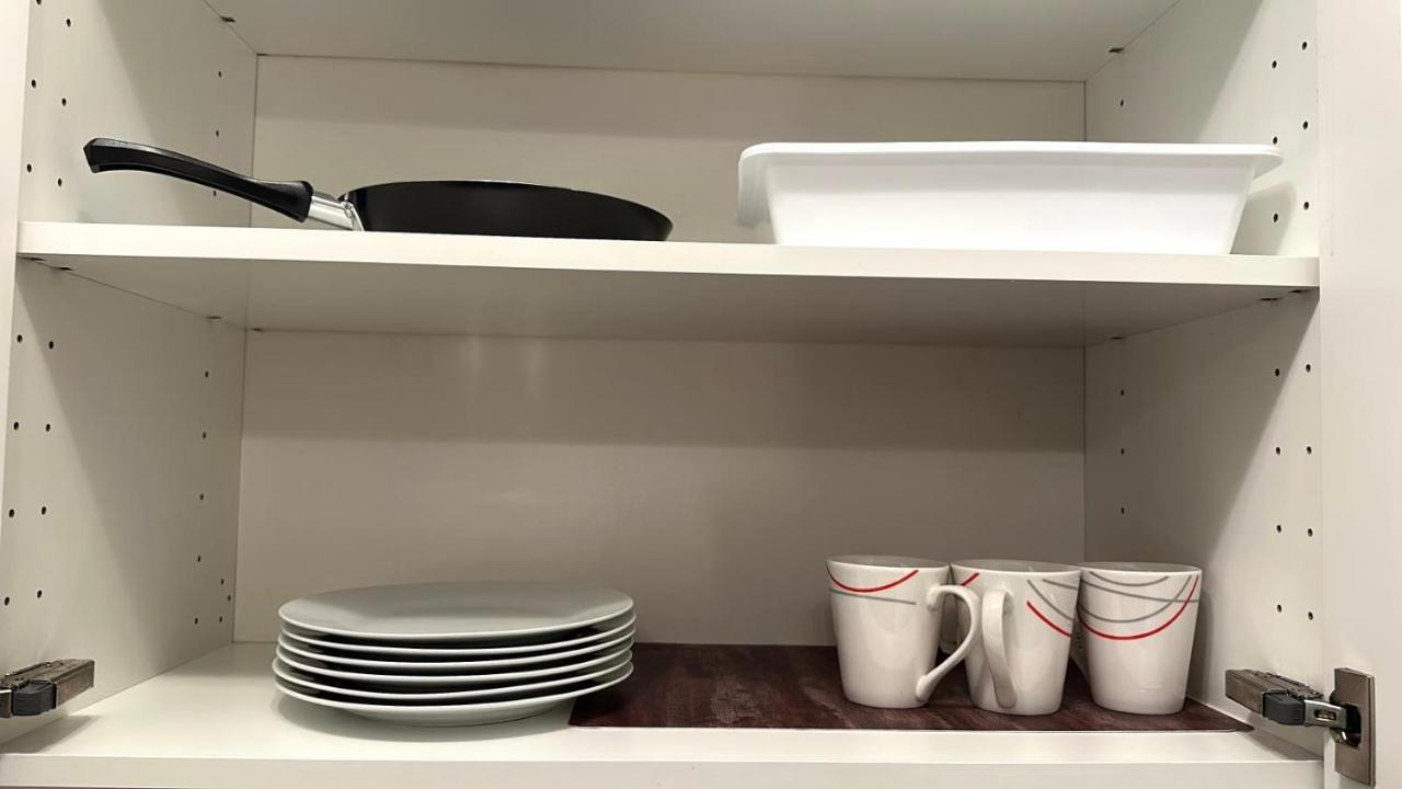 Cozy Apartment With Self Check-In Near Promenada Mall And Verdi Park Bukarest Kültér fotó