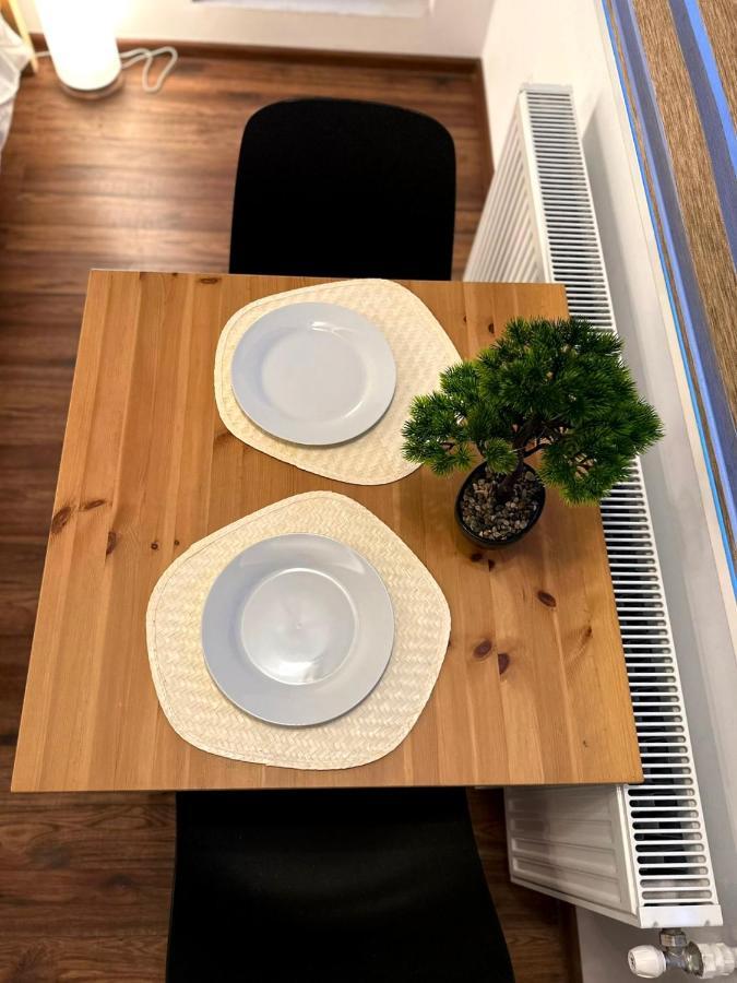 Cozy Apartment With Self Check-In Near Promenada Mall And Verdi Park Bukarest Kültér fotó