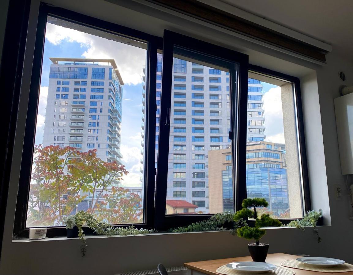 Cozy Apartment With Self Check-In Near Promenada Mall And Verdi Park Bukarest Kültér fotó