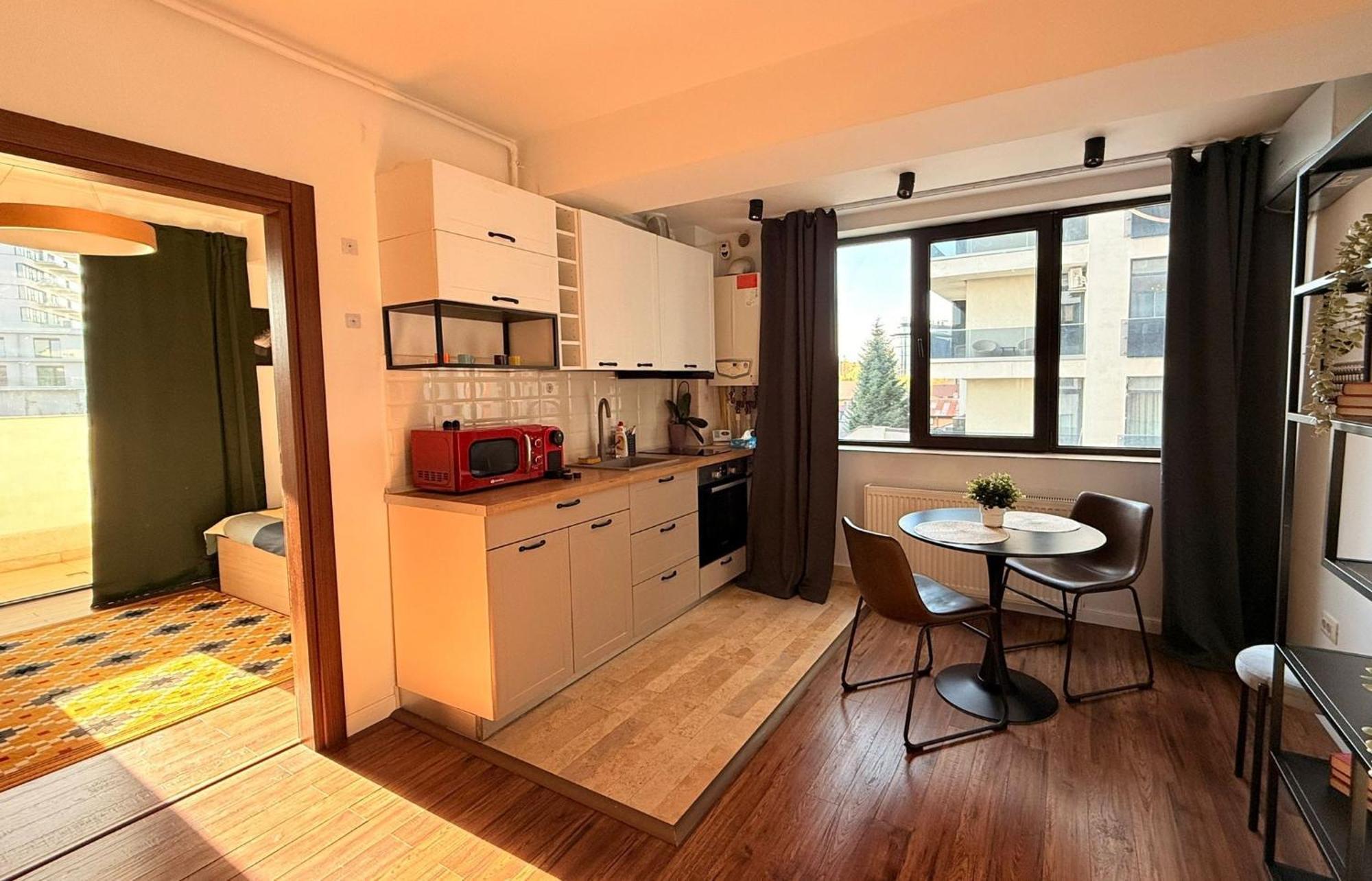 Cozy Apartment With Self Check-In Near Promenada Mall And Verdi Park Bukarest Kültér fotó